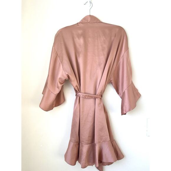 Victoria's Secret Satin Flounce Robe Pink Size-XS - Picture 3 of 6
